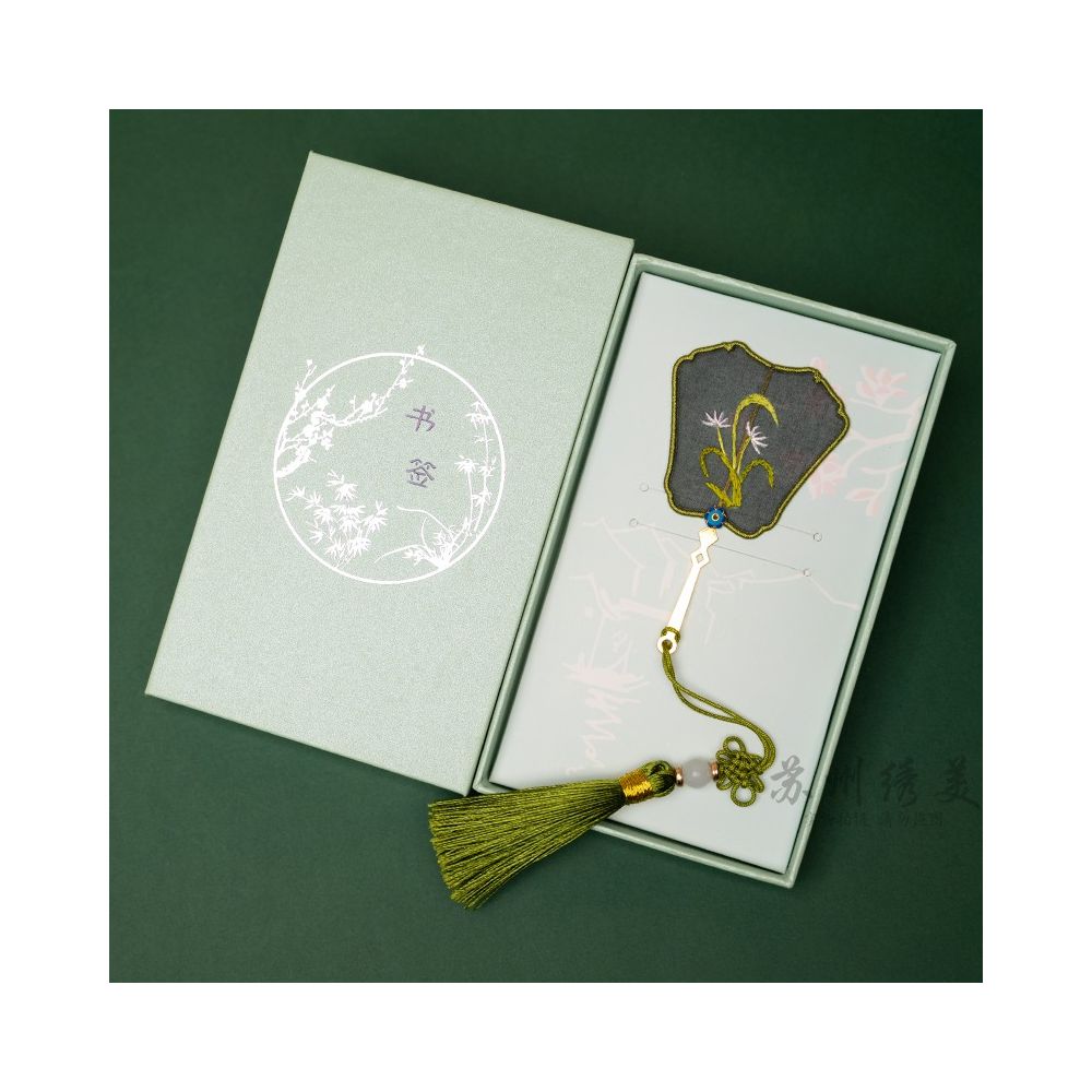 ASAYA2436 Suzhou embroidery beauty handmade double-sided embroidery bookmark