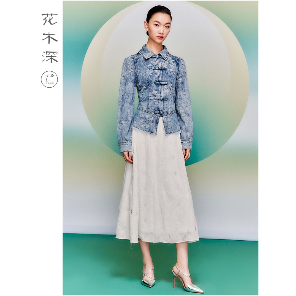 Li Xueqin s same style deep cotton denim jacket with flowers and trees jacquard top buttoned Chinese style waist cinching short jacket image 5
