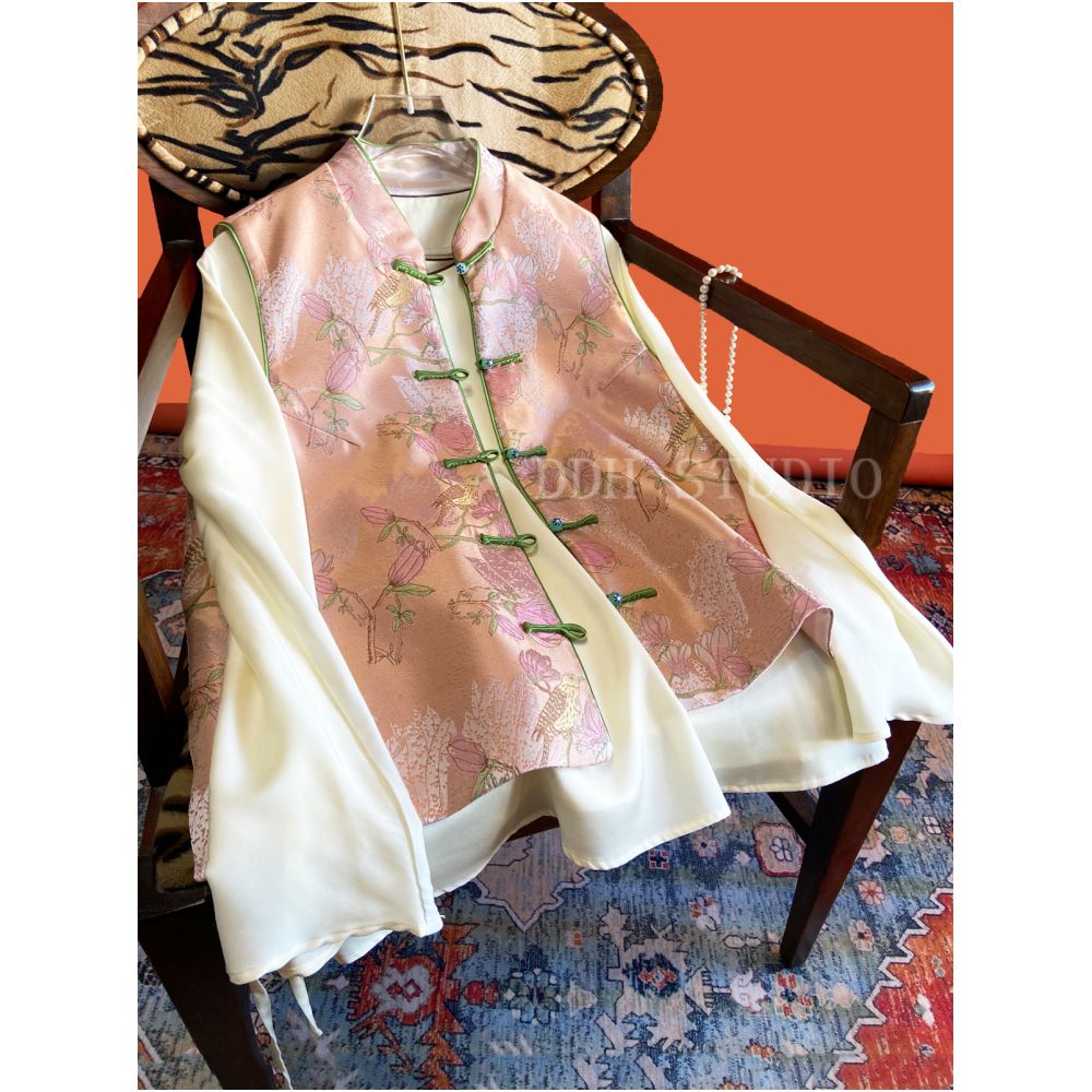 New Chinese style national style improved Chinese style vest women s spring style satin plate buckle woven brocade retro stand up collar top image 10