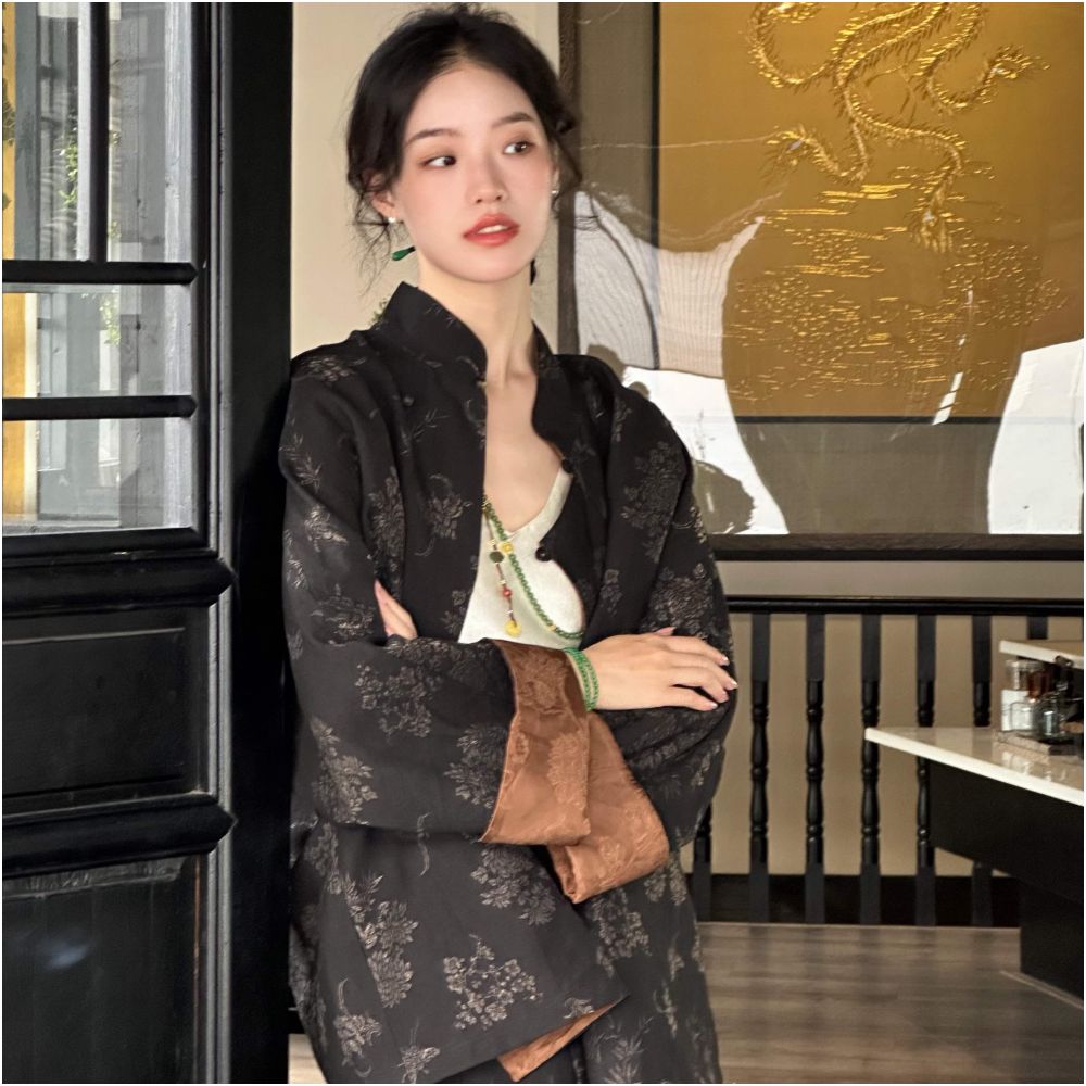 Ti Ti Feng Chun New Chinese Style Design with Chinese Style Double sided Two tone Coat Long Sleeve Top Set image 2