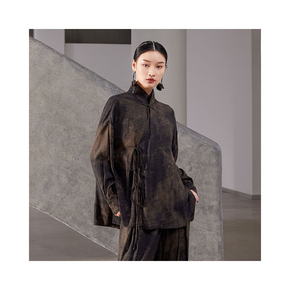 New Chinese style stand up collar rayon distressed jacquard loose fitting literary silhouette shirt for women versatile Zen inspired blouse image 4