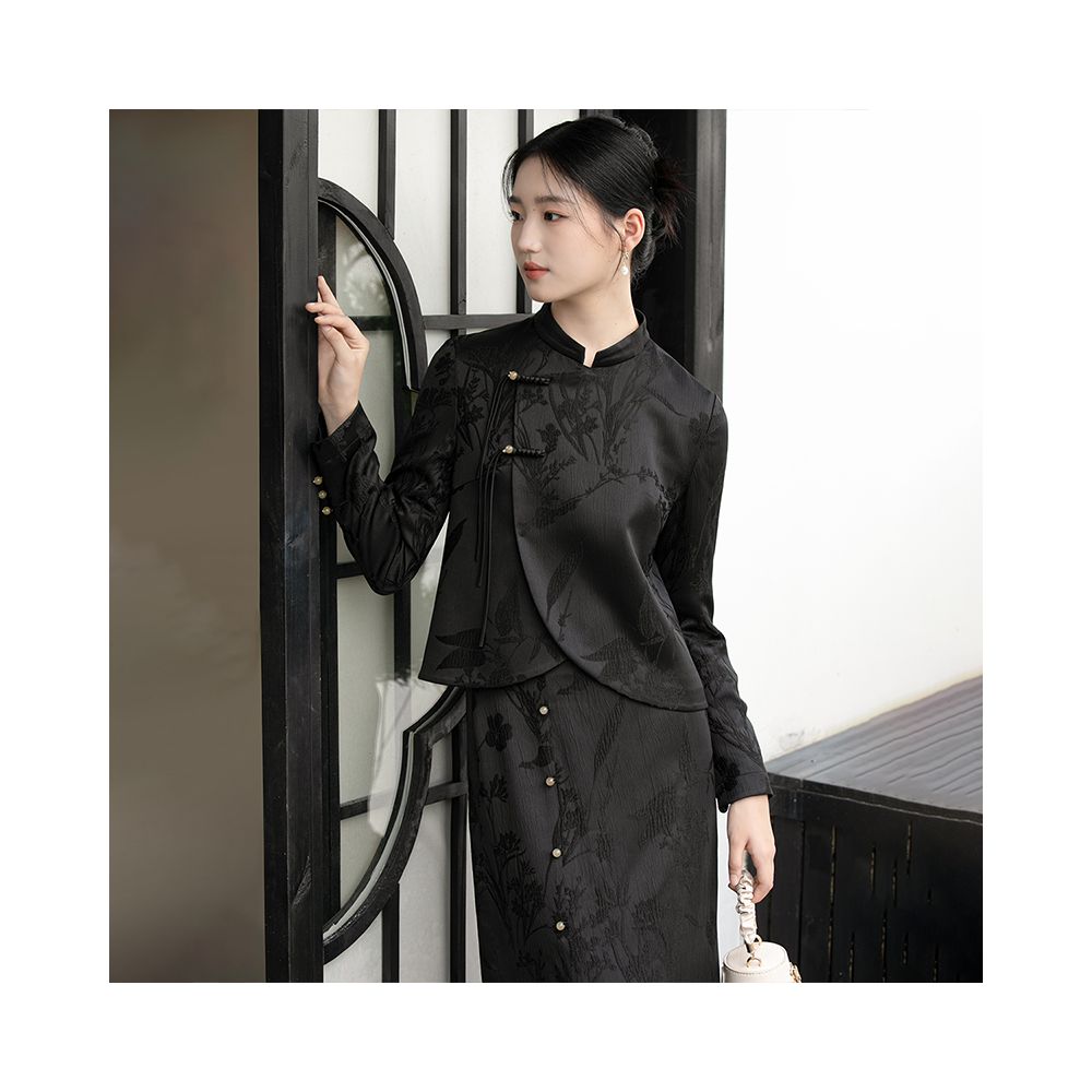 Chuchan new Chinese style women s clothing 2025 autumn new black high end retro jacquard commuting Chinese style top set image 4