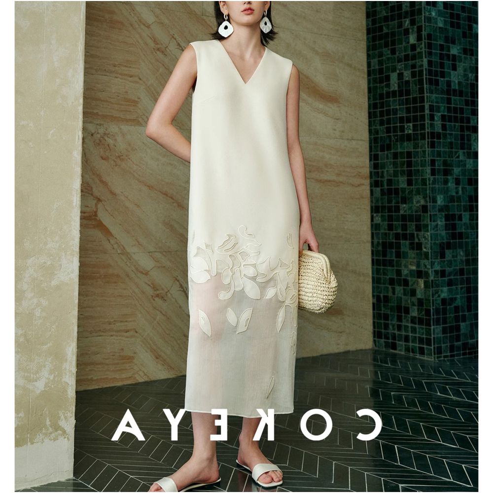 Korean style minimalist white V neck sleeveless dress new summer style loose fit elegant youthful and versatile long dress image 1