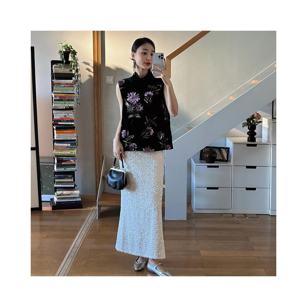 Noble old money style sequin bead embroidery exquisite fireworks vest new Chinese style purple gold flower top for women in spring and summer 2025 image 4