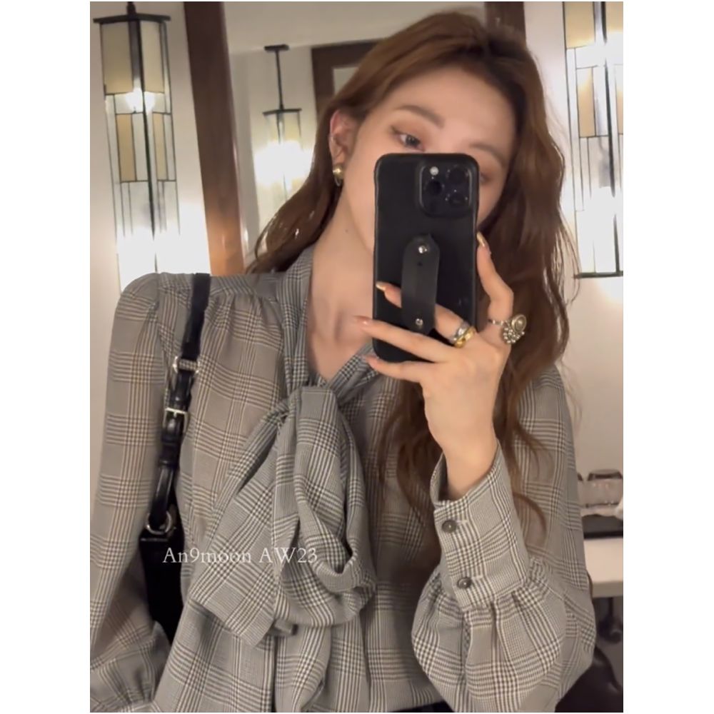 High end chic and stylish design checkered shirt collar bow tie strap niche temperament slimming top 2025 image 3