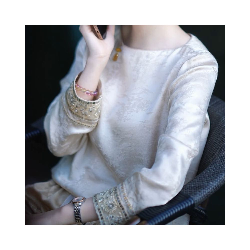 New Chinese style improved cheongsam embroidered long sleeved top for spring 2025 image 10