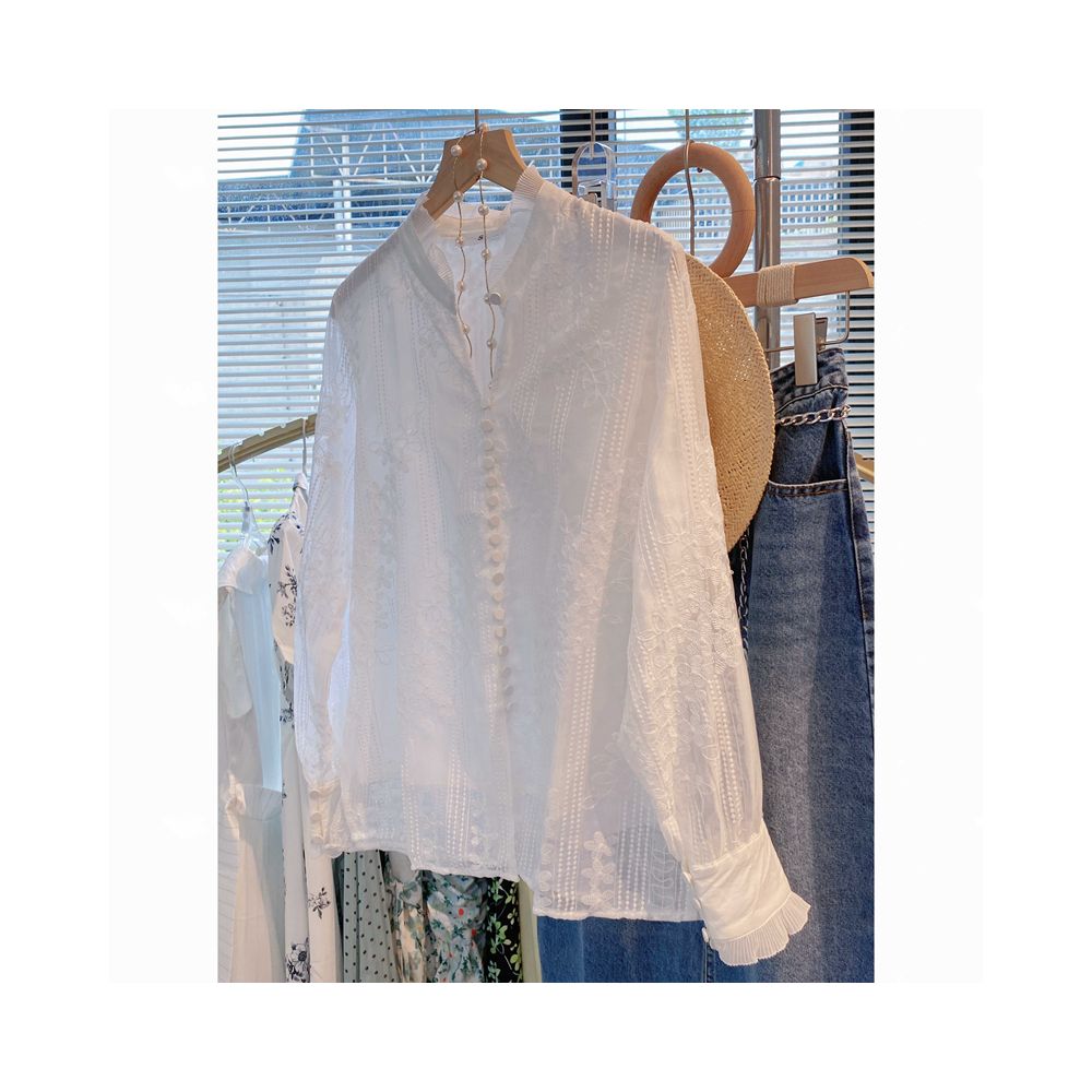 French style white lace shirt new summer 2025 style long sleeved shirt youthful design elegant style for women image 1