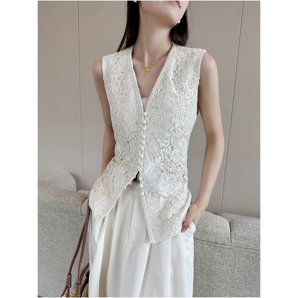 PINKEEN white small fragrant style V neck sleeveless vest women s summer 2025 new hollow hook flower temperament slimming top image 4