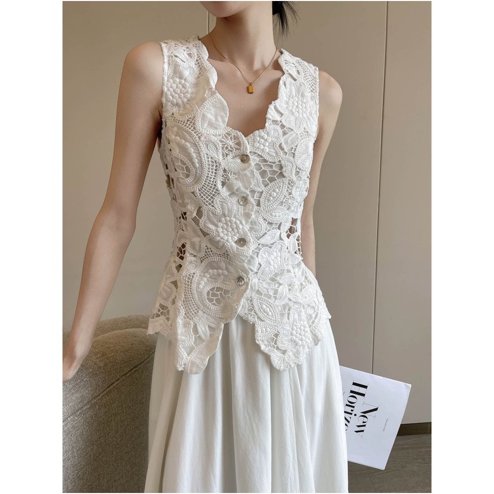 PINKEEN White V neck Sleeveless Heavy duty Vest Women s Summer 2025 New Collection Waist slimming Lace Hollow Top image 3