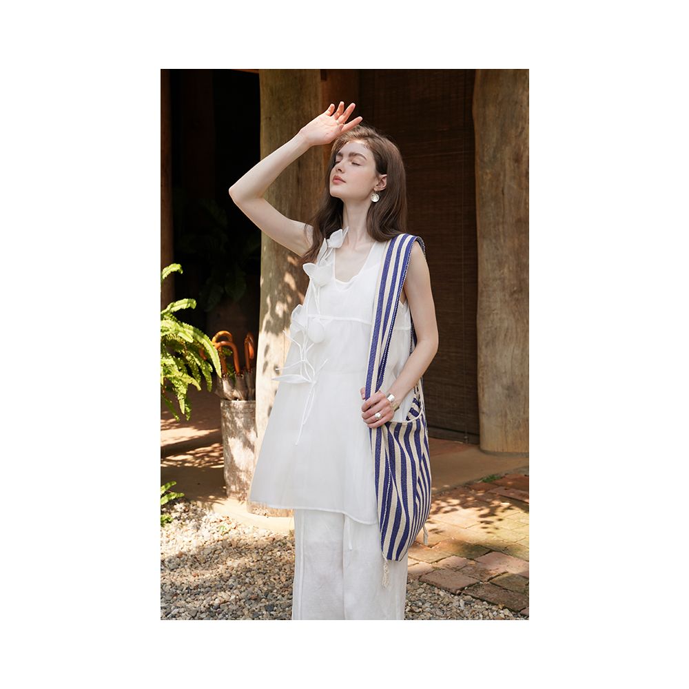 French style petite bourgeois white mid length top Miorastudio brand polyester fiber elegant dress 2024 summer new item image 5
