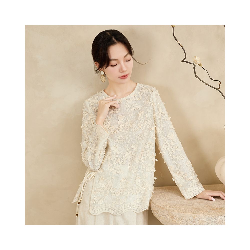 QS Straw Xi 2025 Autumn New Style Retro Light Chinese Style Lace up Shirt with Advanced Sense Scissors Lace Long Sleeve Top Trendy image 6