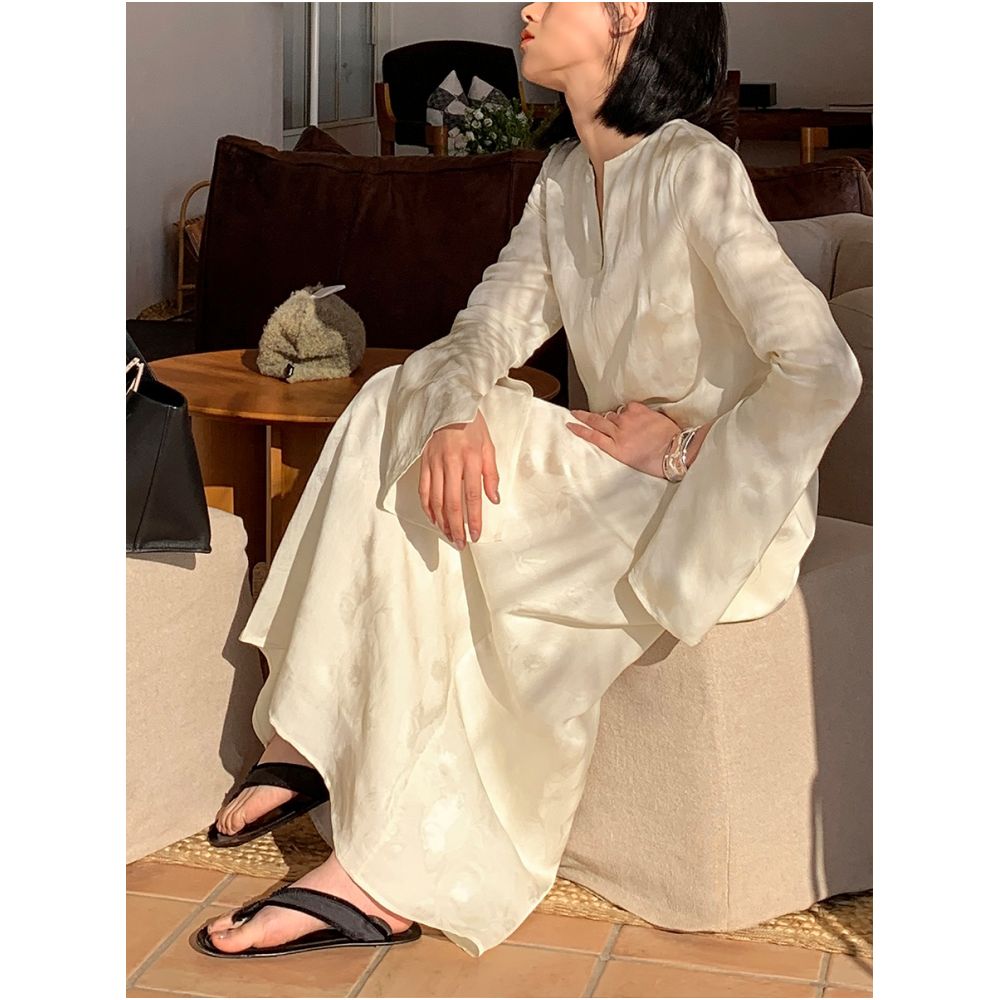 MUALLYCHEN Panasonic Tingquan Elegant Jacquard Long Dress Noble Dress V neck Romantic slimming Holiday Dress image 4