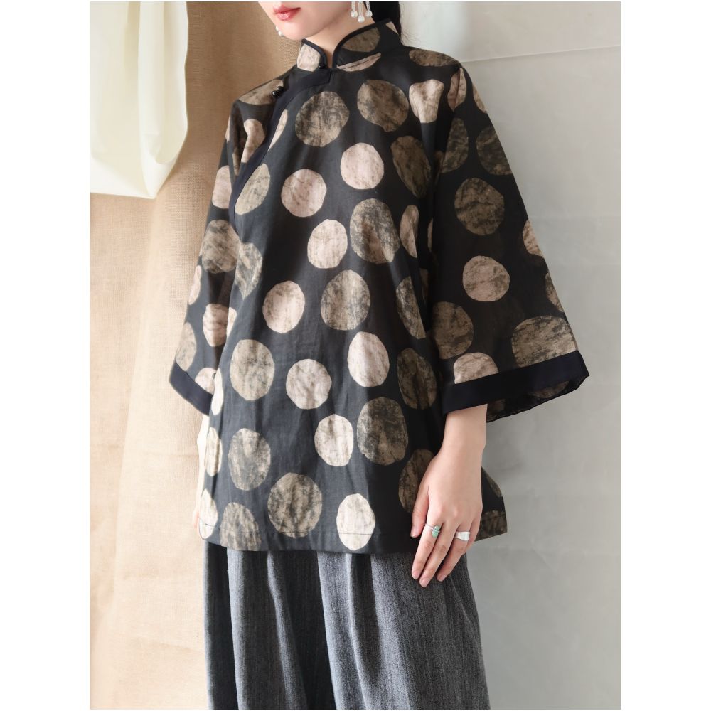 TAORAN Women s Traditional Chinese Style Modified Cheongsam Top Young Women s Black Polka Dot Shirt Linen Zen Inspired Tea Robe image 6