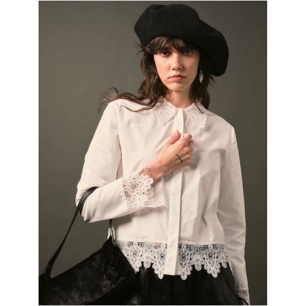 TOP Elegant and Clean French Retro Romantic Heavy Industry Lace Lace Splicing Tencel Cotton Blended White Shirt image 0