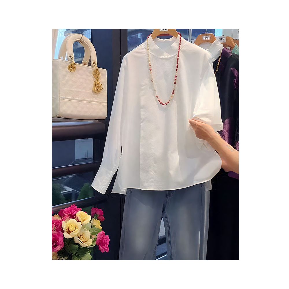 New Chinese style heavy industry embroidery retro buckle Chinese style shirt for women 2025 new long sleeved white versatile top autumn image 2