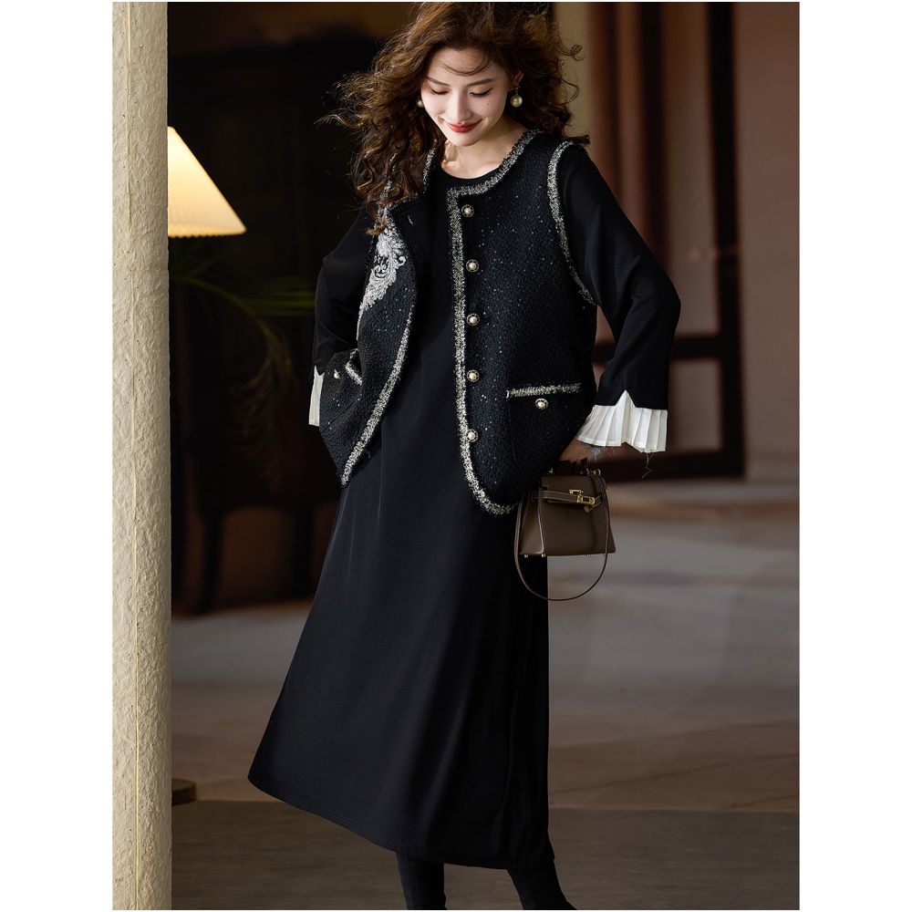 Solid wood and Western style black nail bead two piece dress women s autumn and winter new dress 2025 plus size European women s clothing image 8