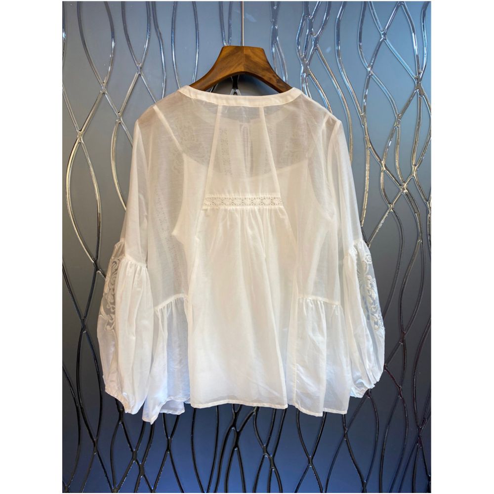 Absolutely stunning A must see brimming with design flair image 1