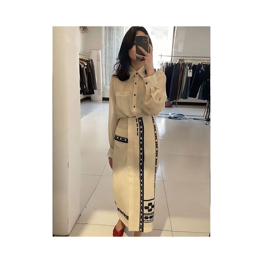 ASAYA5323 – Ivory Graphic Elegance Set 🤍🖤