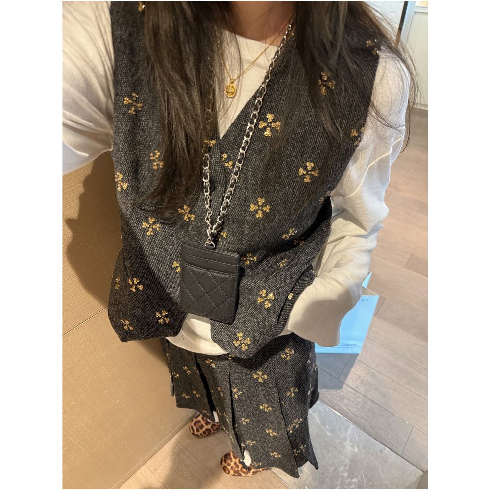 Miu style outfit Nail bead gray vest for women in autumn 2025 new heavy industry heiress layering clothes on the vest image 0