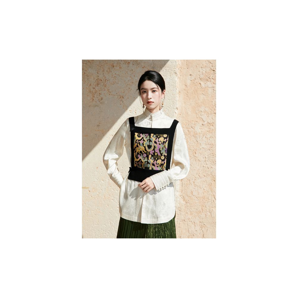 Breaking Clouds at Any Time Weaving Brocade Arm Protection Pattern New Chinese Color Contrast Jacquard Cashmere Sweater Vest for Women image 2