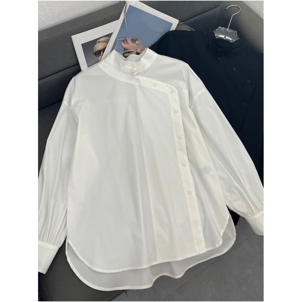 You re going crazy wearing such good clothes Crazy slimming summer style new Chinese style white high end slanted collar button design shirt image 0