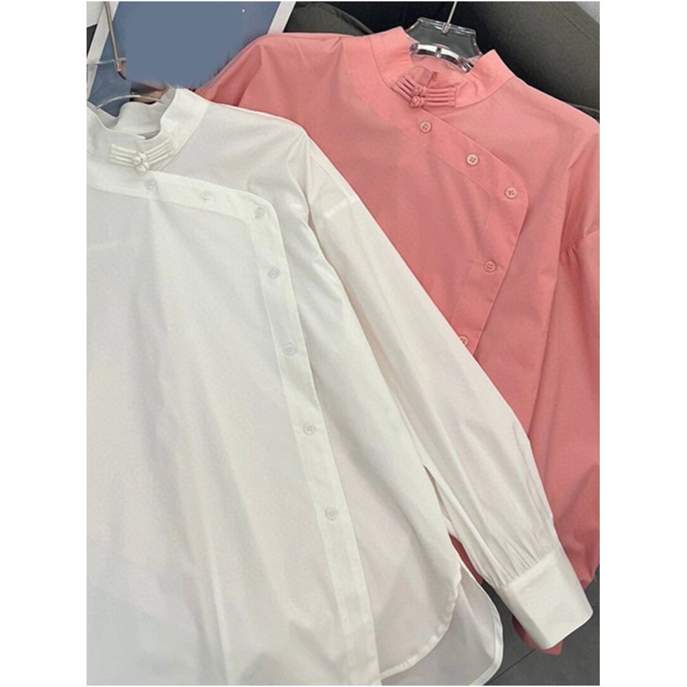 You re going crazy wearing such good clothes Crazy slimming summer style new Chinese style white high end slanted collar button design shirt image 2