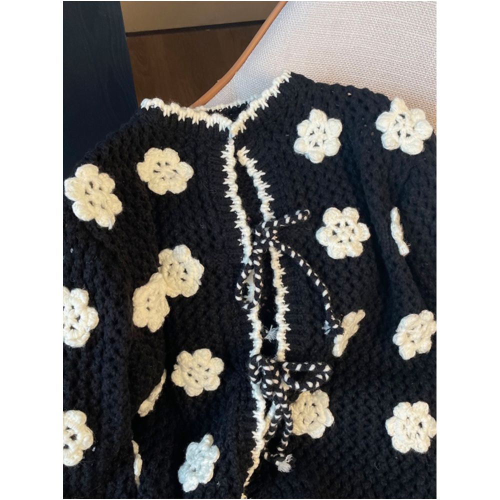 European heavy industry wool lace up hollow hook flower cardigan jacket 2025 spring new black and white contrasting woven sweater image 2