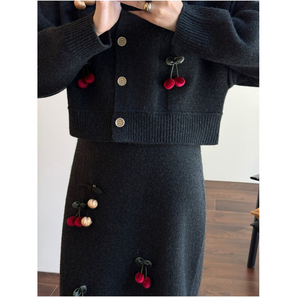 Wanger special Gray Grey 100 wool round neck long sleeved knitted cardigan high waisted long skirt two piece set image 2