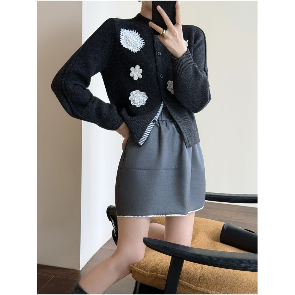Wanger Yuefei Garden 100 wool retro three dimensional flower color blocked long sleeved cardigan lace half skirt image 1
