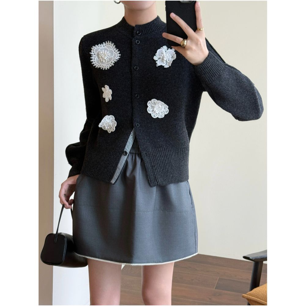Wanger Yuefei Garden 100 wool retro three dimensional flower color blocked long sleeved cardigan lace half skirt image 3