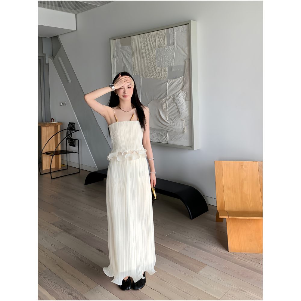 Ouyang Mu s ear bead suspender half skirt set for women s summer new design niche two piece set image 4