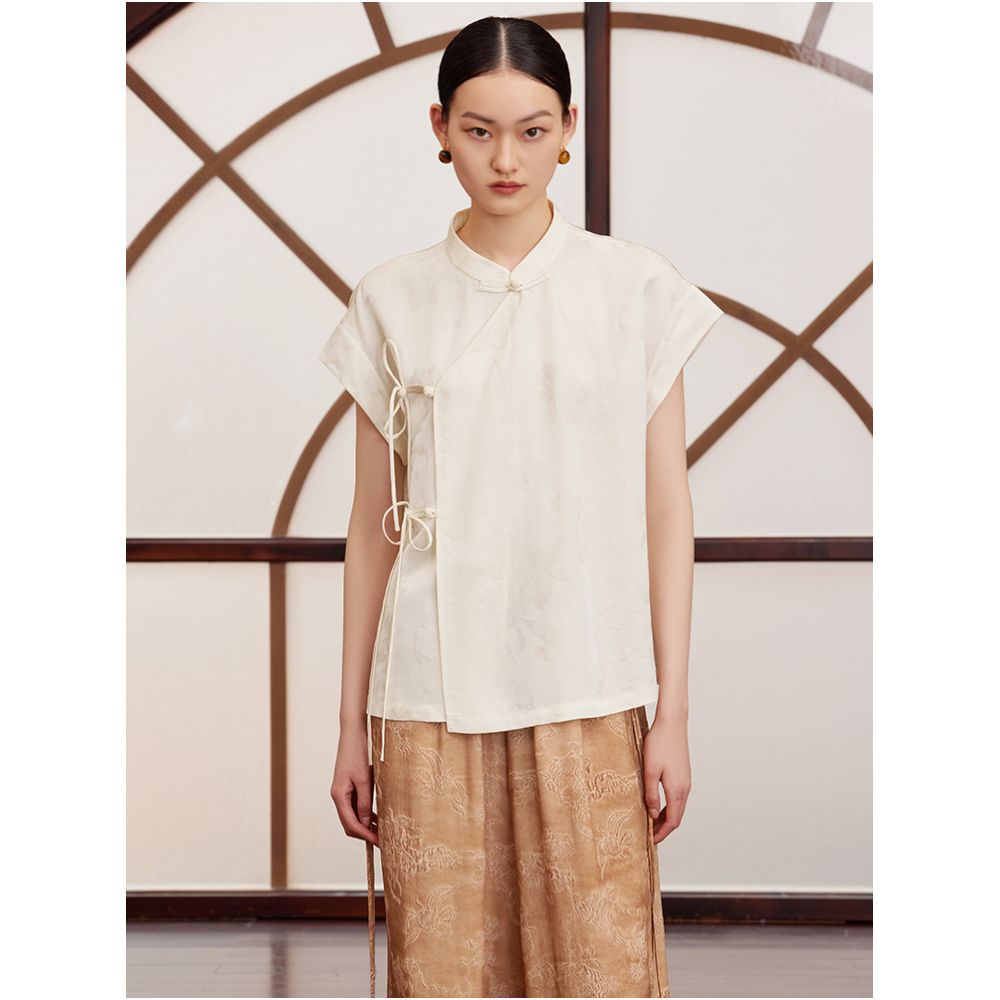 Ruyi Lianyun Spring Summer New Slant Collar Jacquard Shirt for Women New Chinese Style Retro Loose Buckle Top image 0