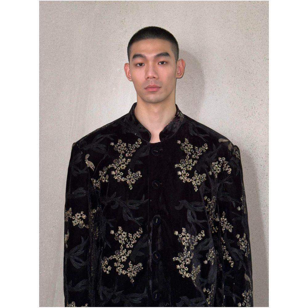 New retro black velvet jacket with gold embroidery flower jacket fashionable new Chinese Zhongshan suit for both men and women image 0