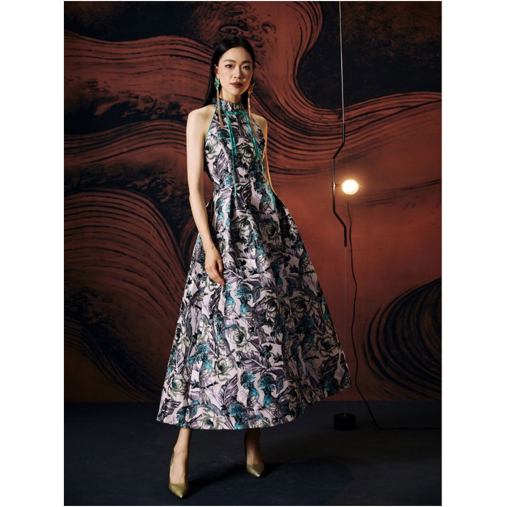 Gerbera jamesonii Original designer women s clothing homemade Chinese elements buckle improved slim fit jacquard shoulder cutting large swing long skirt image 1