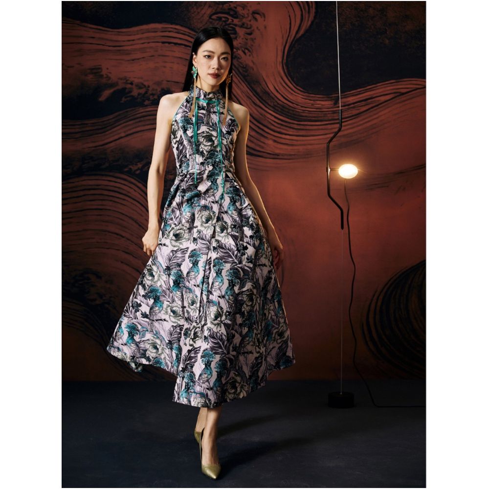 Gerbera jamesonii Original designer women s clothing homemade Chinese elements buckle improved slim fit jacquard shoulder cutting large swing long skirt image 2