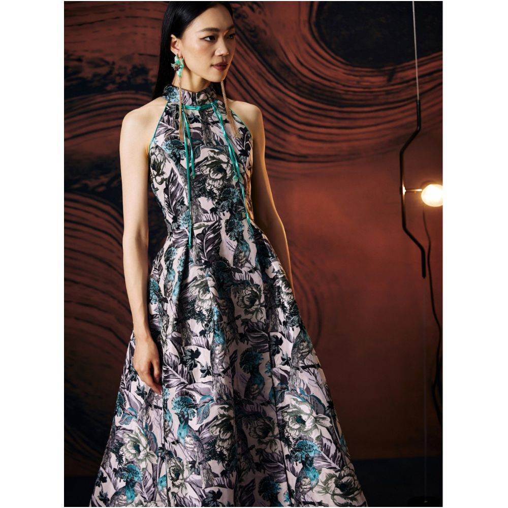 Gerbera jamesonii Original designer women s clothing homemade Chinese elements buckle improved slim fit jacquard shoulder cutting large swing long skirt image 3