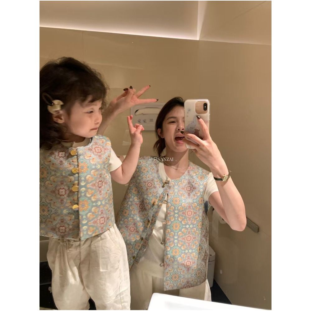 A three child new Chinese style children s clothing girl Hanfu retro Tang style vest Chinese style baby girl cheongsam dress image 0
