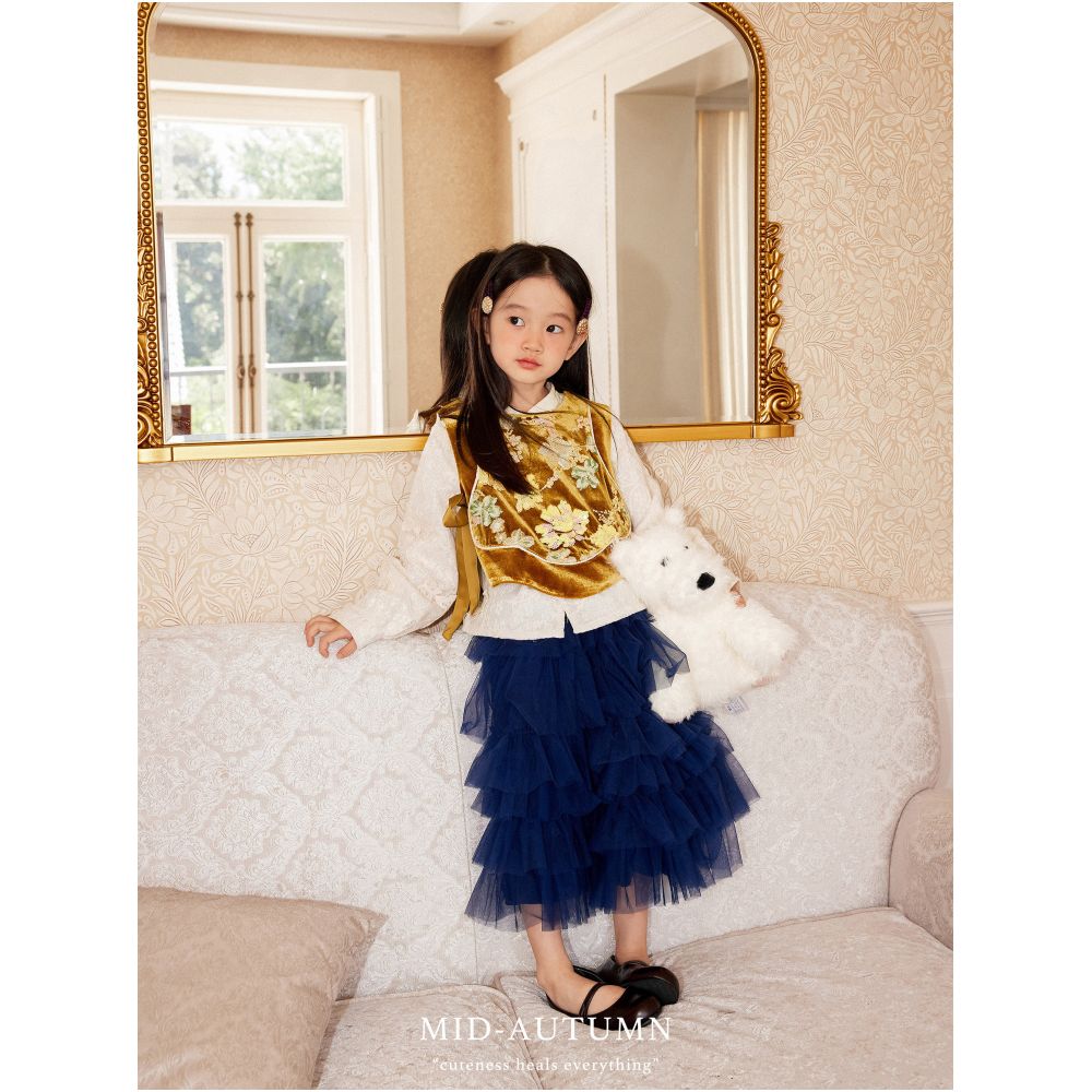 Add Q Original Gilded Guiying New Chinese style sequin embroidered velvet vest mesh fluffy half skirt New Year s wear image 3