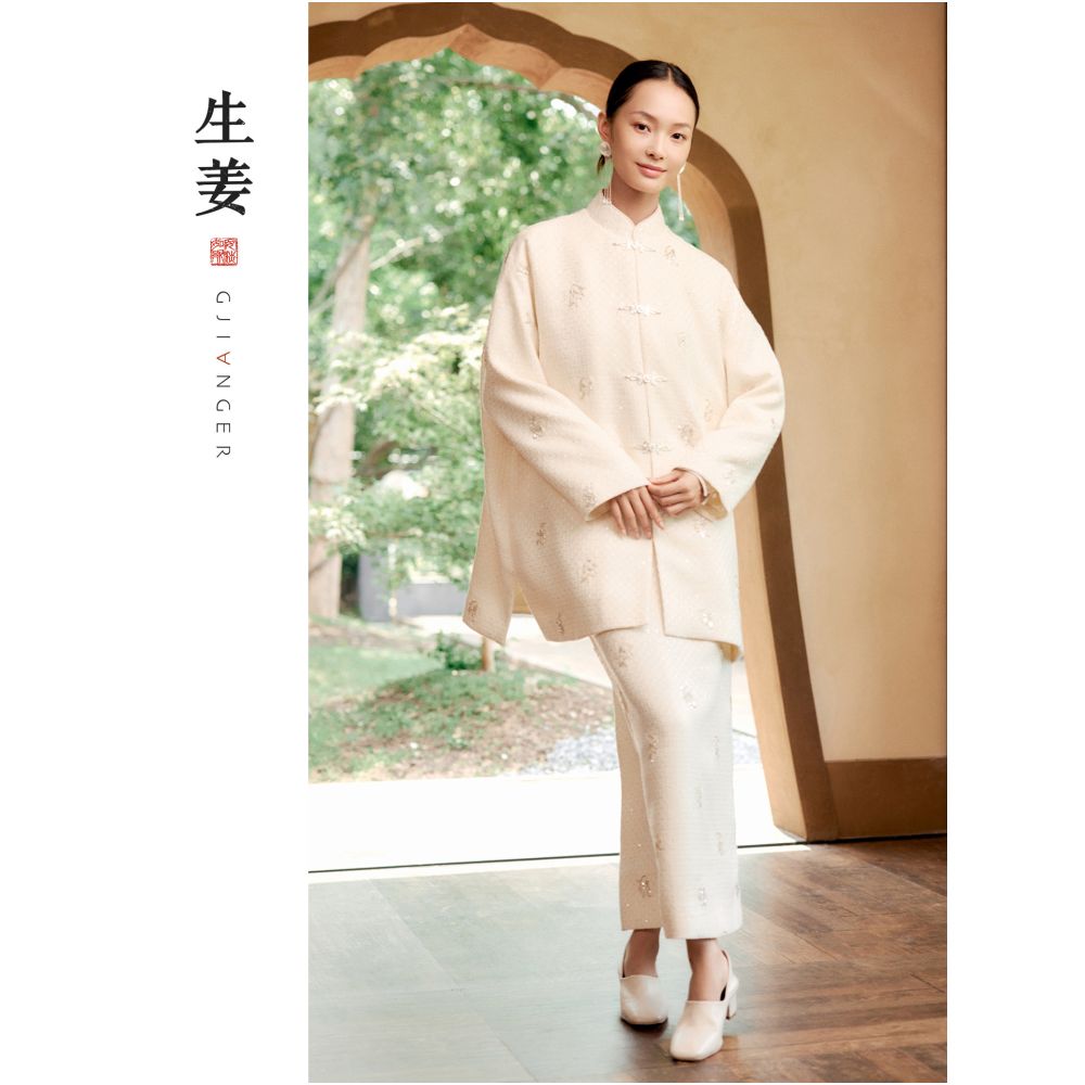 Ginger New Chinese Original Women s Clothing 25 Autumn Winter New Product Coarse Flower Linen Bell Orchid Pearl Embroidery Top Coat 31532144A image 3