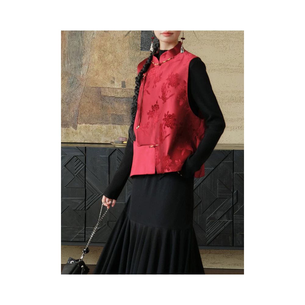 Silk Zhangrong satin Tang style retro red New Year s clothing vest for women 2025 new Tang style vest Chinese style vest image 2