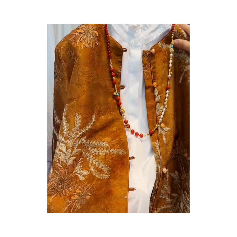 New Chinese style national style cotton coat heavy embroidery jacket women s 2025 winter new qipao Tang style cotton coat versatile top image 3