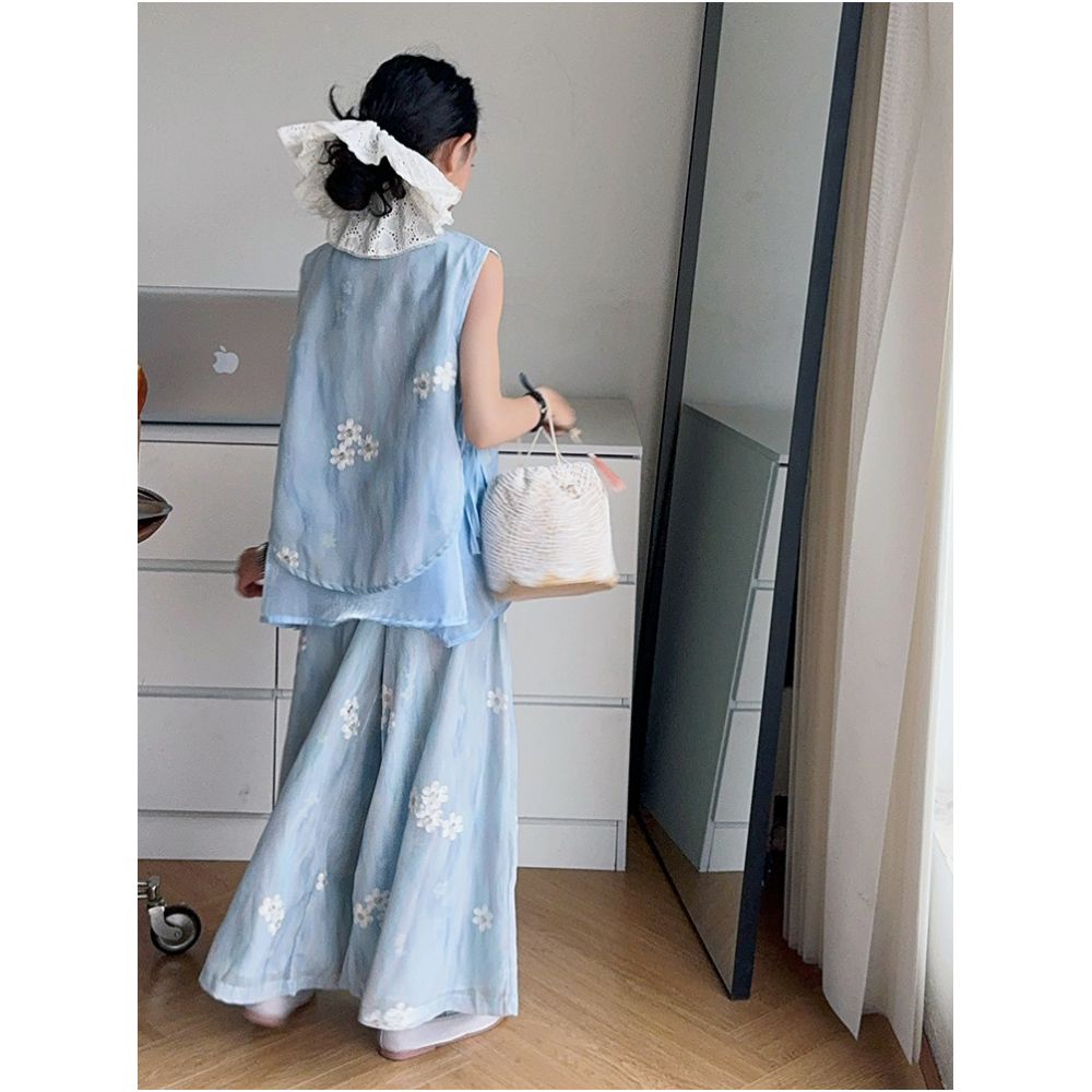 Girls New Chinese Embroidered Cheongsam Set 2025 New Chinese Style Hanfu Children s Ice Silk Top Summer Thin Edition image 3