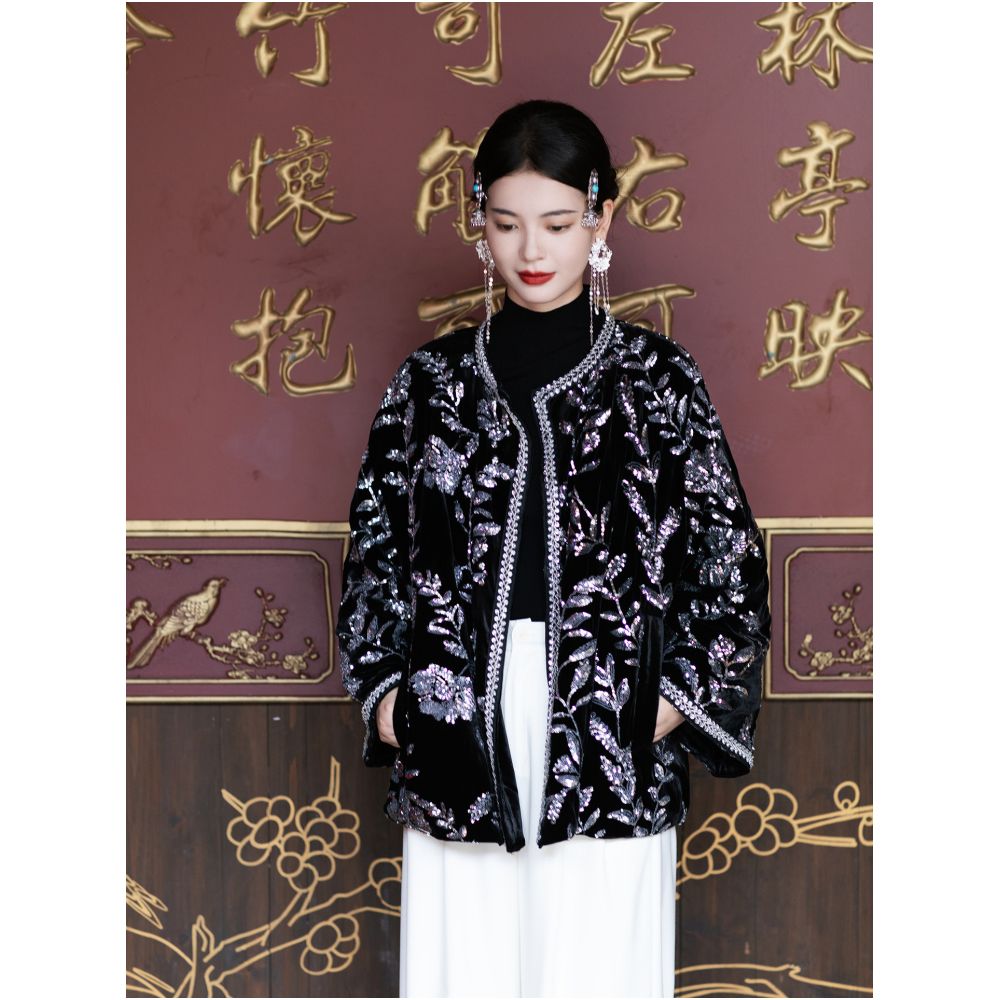 Anytime anywhere Feiyun high precision sequin embroidery New Chinese heavy industry bead embroidery velvet jacket image 3
