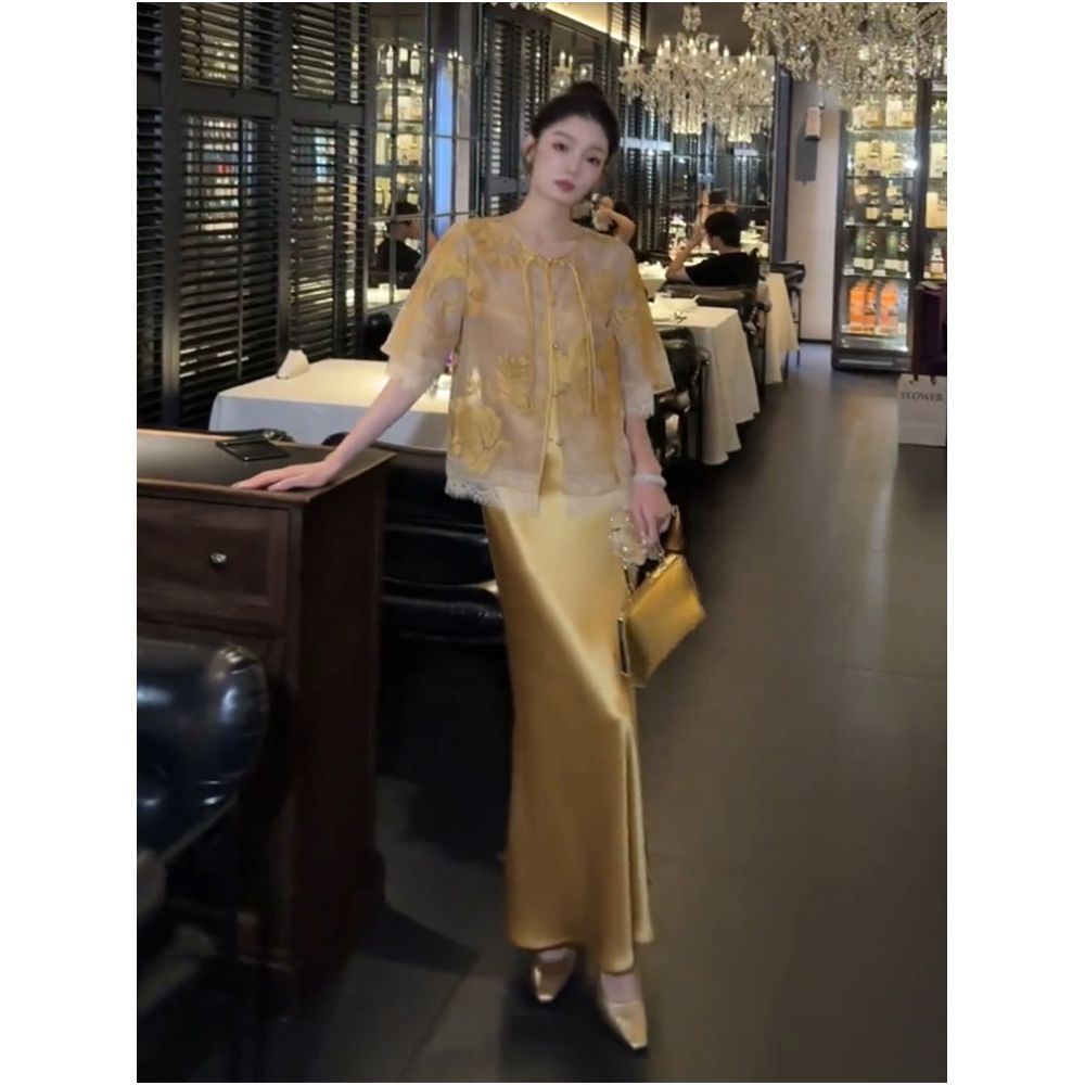 Autumn and winter cool and luxurious outfit light luxury and high end new Chinese style satin embroidery suspender dress set image 2