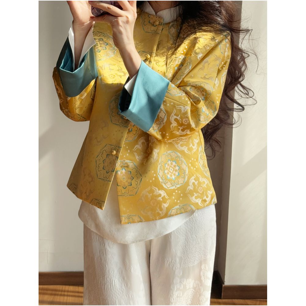 New Chinese style original design for spring and autumn 2025 new top for women new Song brocade jacquard round neck gold jacket image 3