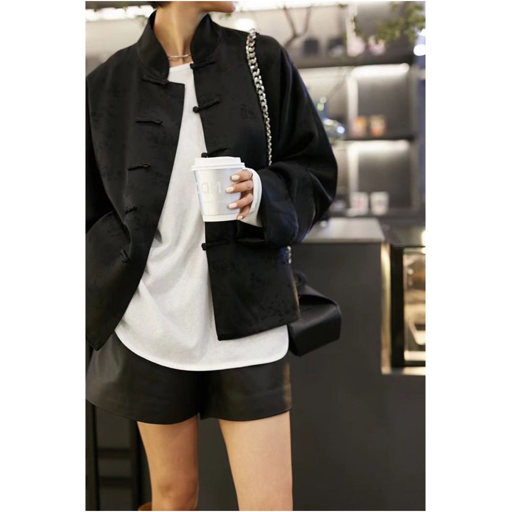 Spot Zen tea clothing with buckle top for women s high end feel This year s popular stand up collar Chinese style new Chinese black jacket image 3