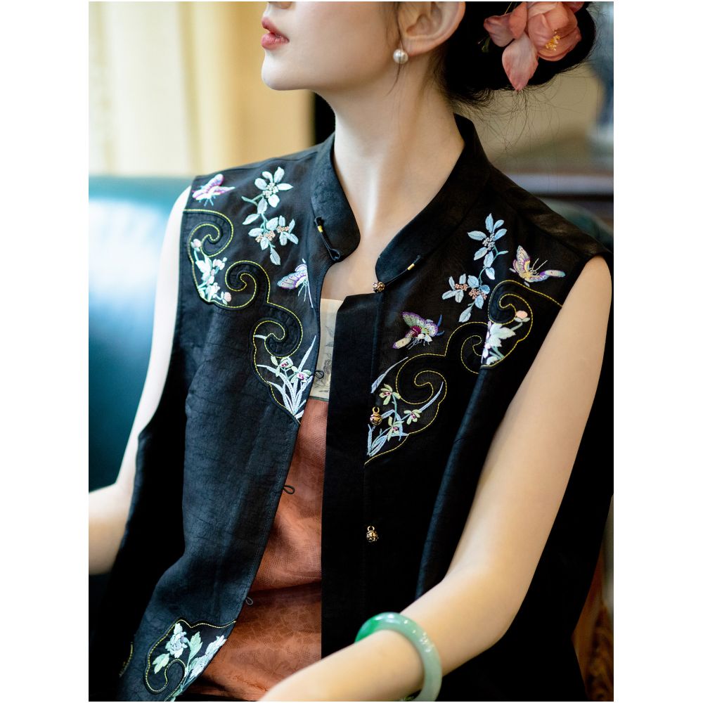 Lanxiang Qinmo 2025 Summer New Silk Fragrant Cloud Yarn Heavy Industry Cloud Head Embroidery New Chinese Style Stand up Collar Vest image 1