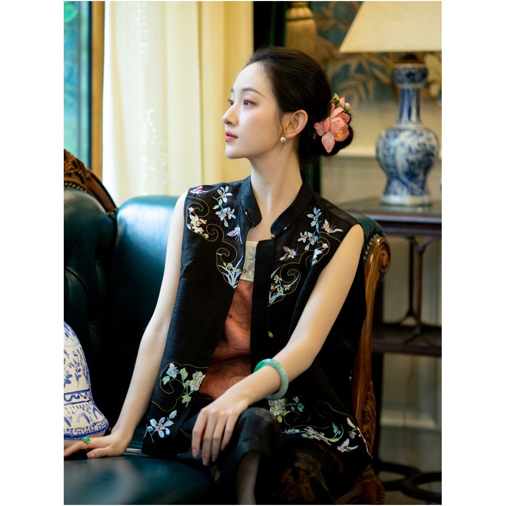 Lanxiang Qinmo 2025 Summer New Silk Fragrant Cloud Yarn Heavy Industry Cloud Head Embroidery New Chinese Style Stand up Collar Vest image 2