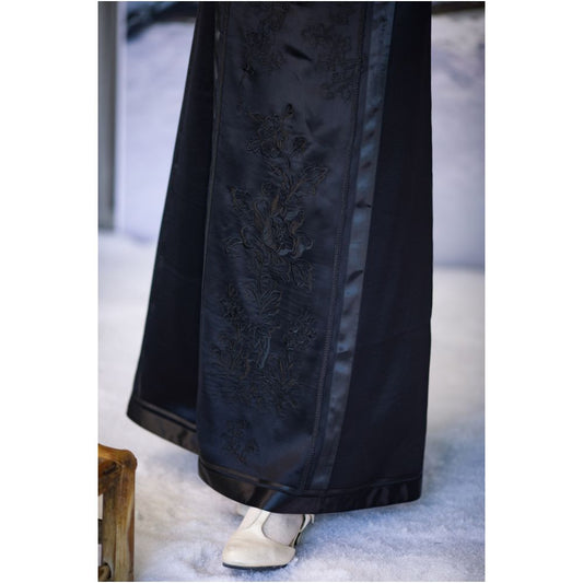 ASAYA5639 – Midnight Heritage Embroidered Skirt 🖤✨