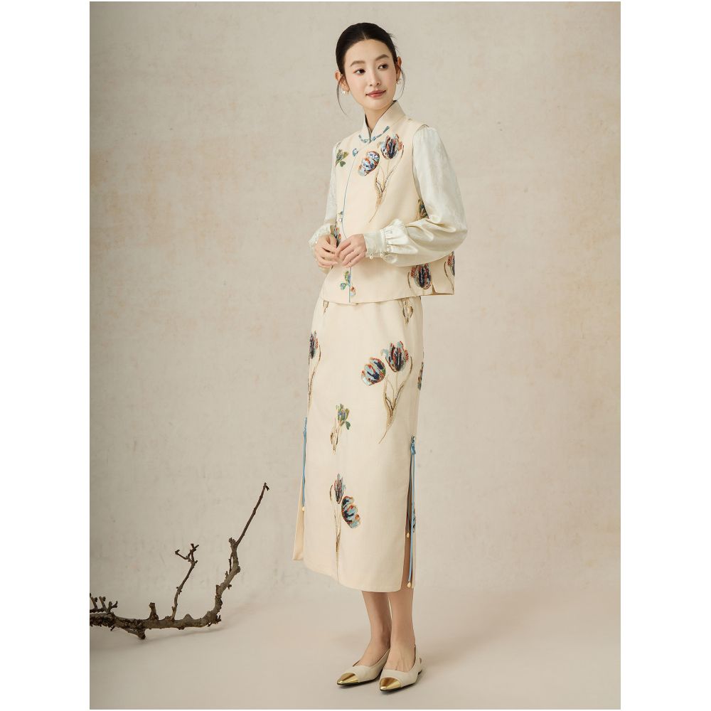 SHIBAI White Tulip New Chinese Pearl Embroidery Unique and Beautiful Temperament Chinese Style Sleeveless Vest Half Skirt Set image 0